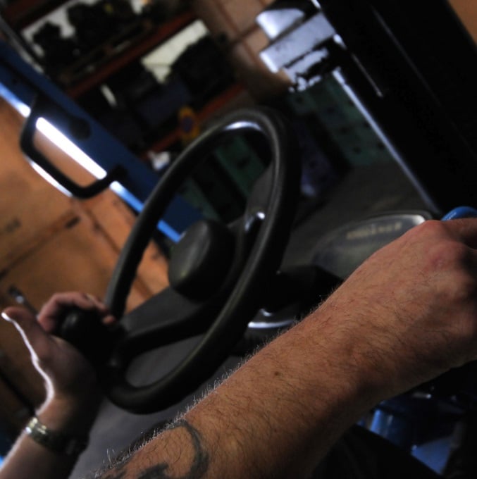 Forklift-truck-driving-fleet-news