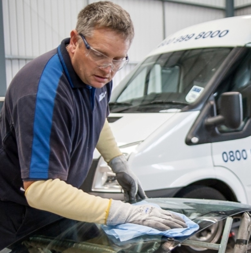 TCH Leasing select Auto Windscreens as glass supplier