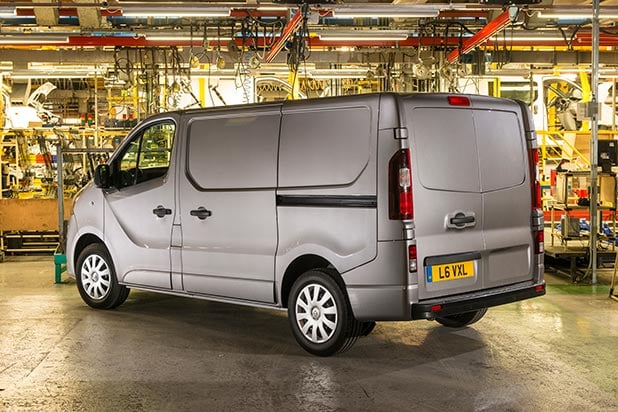 Vauxhall-Vivaro-side-new-fleet-vans