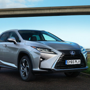 lexus saloon