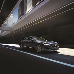 First China-built Volvo S90 saloons arrive in Europe