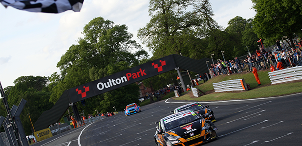 Shedden and Halfords Yuasa Racing storm into championship lead
