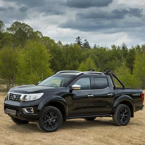 Nissan Navara Trek-1