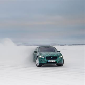 I-PACE Winter testing