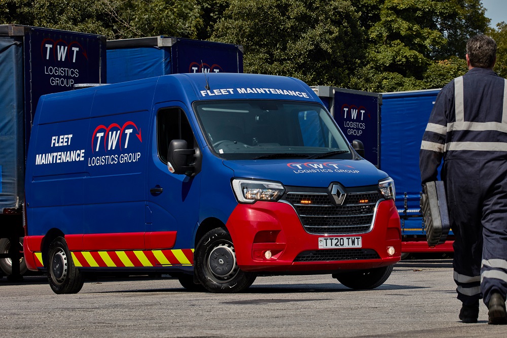 Renault Trucks Master Red Edition
