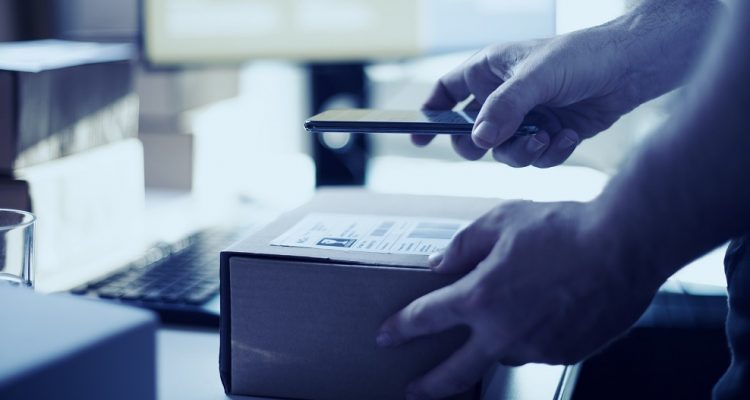 Scanning a parcel