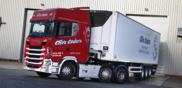 386-02-Carrier-Transicold-Clive-Cowern-Transport-1200x800