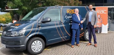 RAC Connected head Nigel Humpherson (left) with Exeros Technologies CEO Jay Biring. Photo credit: RAC