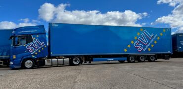 Southern Van Lines with Frone trailer