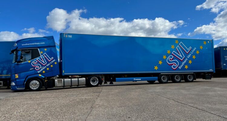 Southern Van Lines with Frone trailer