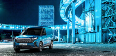 Ford E-Transit Courier