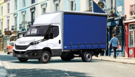 IVECO DRIVEAWAY PR 3.5T CURTAINSIDE