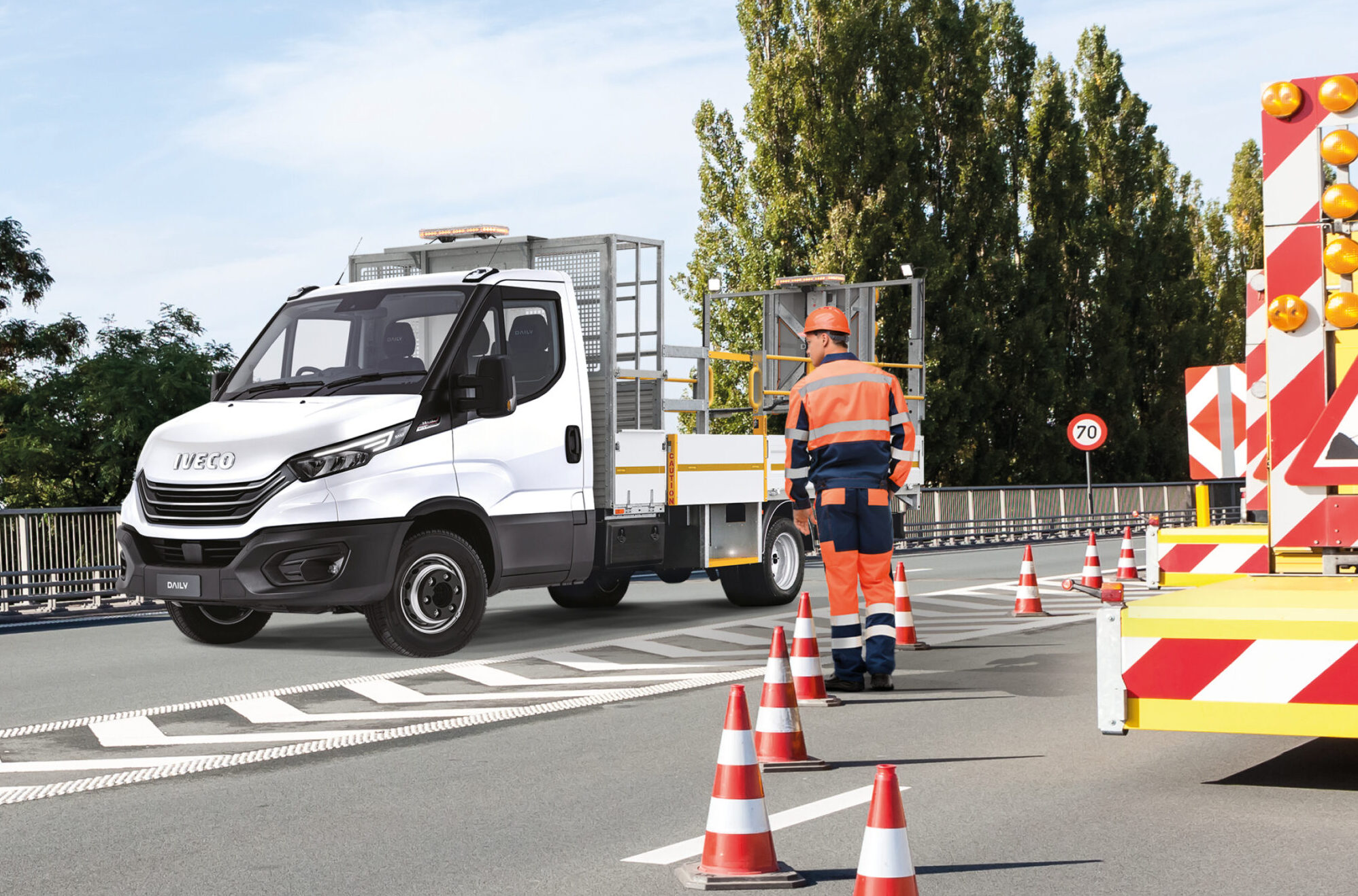 IVECO DRIVEAWAY PR TRAFFIC MANAGEMENT CAB