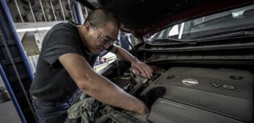 Motor Mechanic