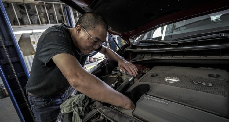 Motor Mechanic