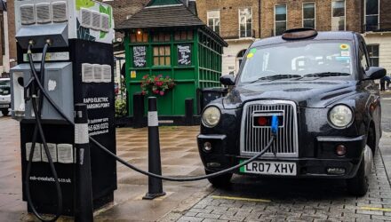 Clipper Automotive to showcase its strategy to save and fully electrify 10,000 iconic London TX4 taxis at MOVE 2023