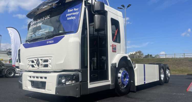 Renault Trucks E-Tech D with low-entry cab