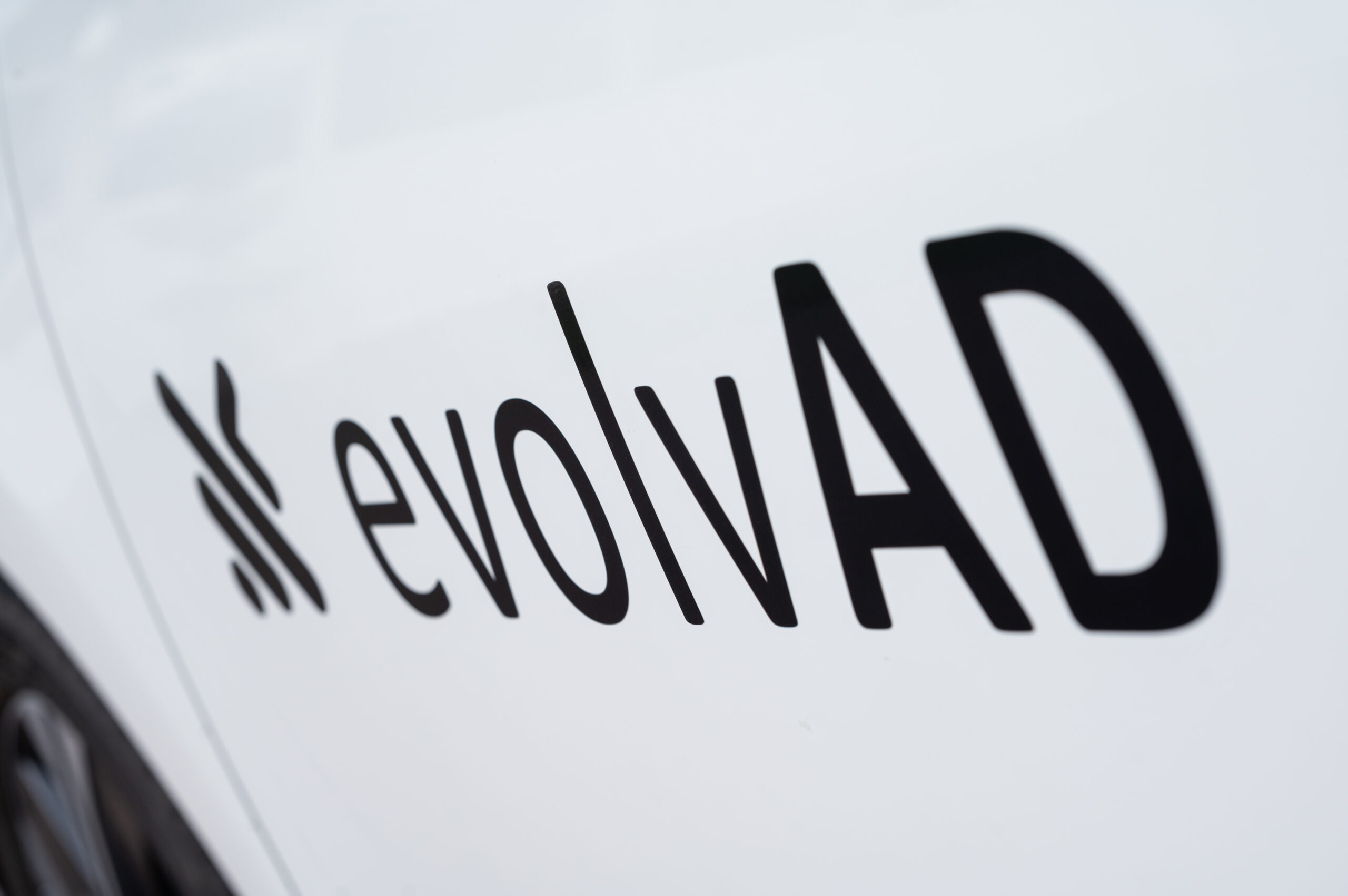 evolvAD logo