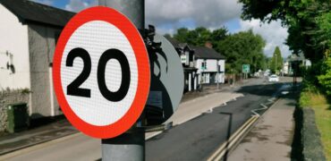 20mph sign on a lamppost