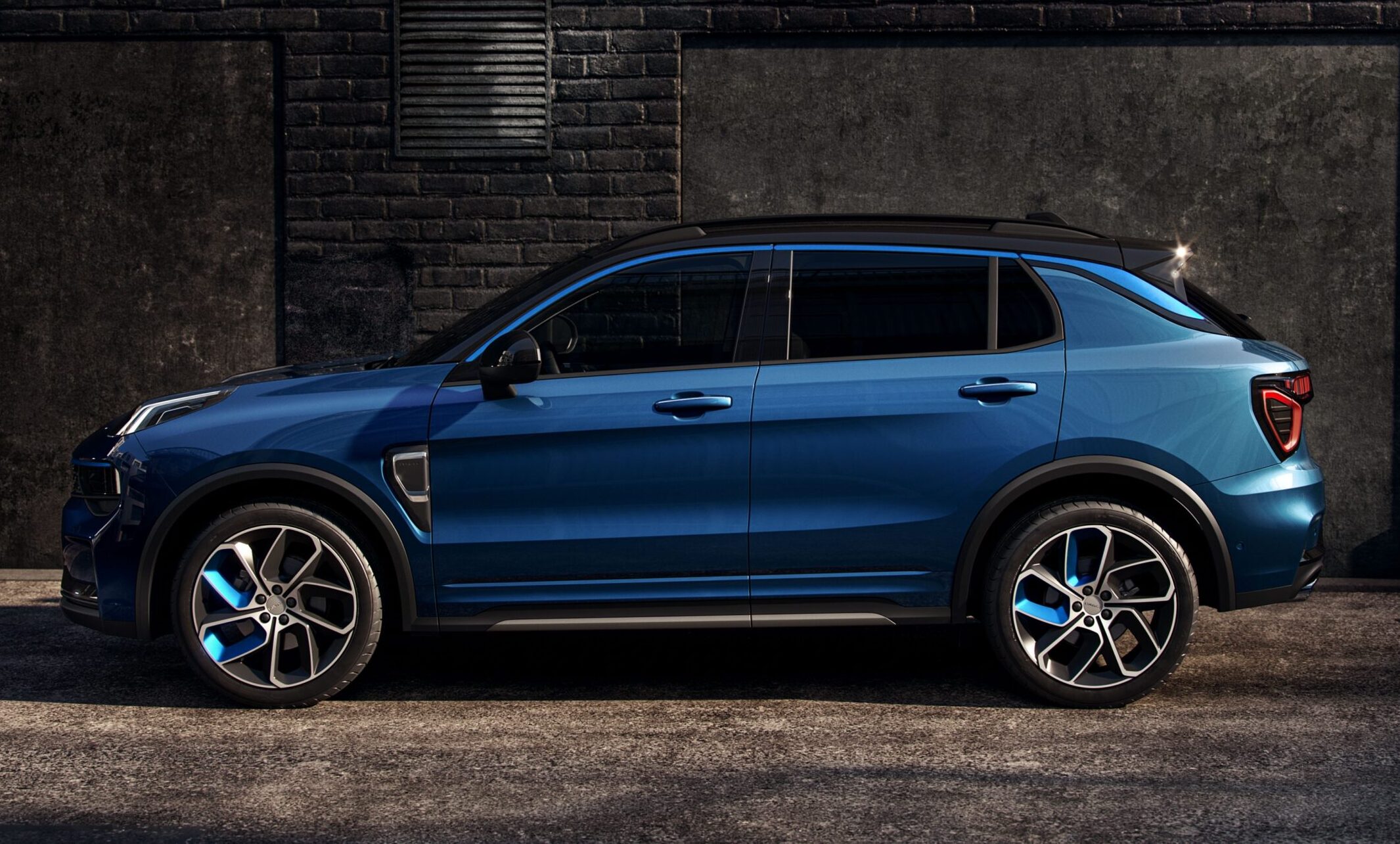 Lynk & Co 01