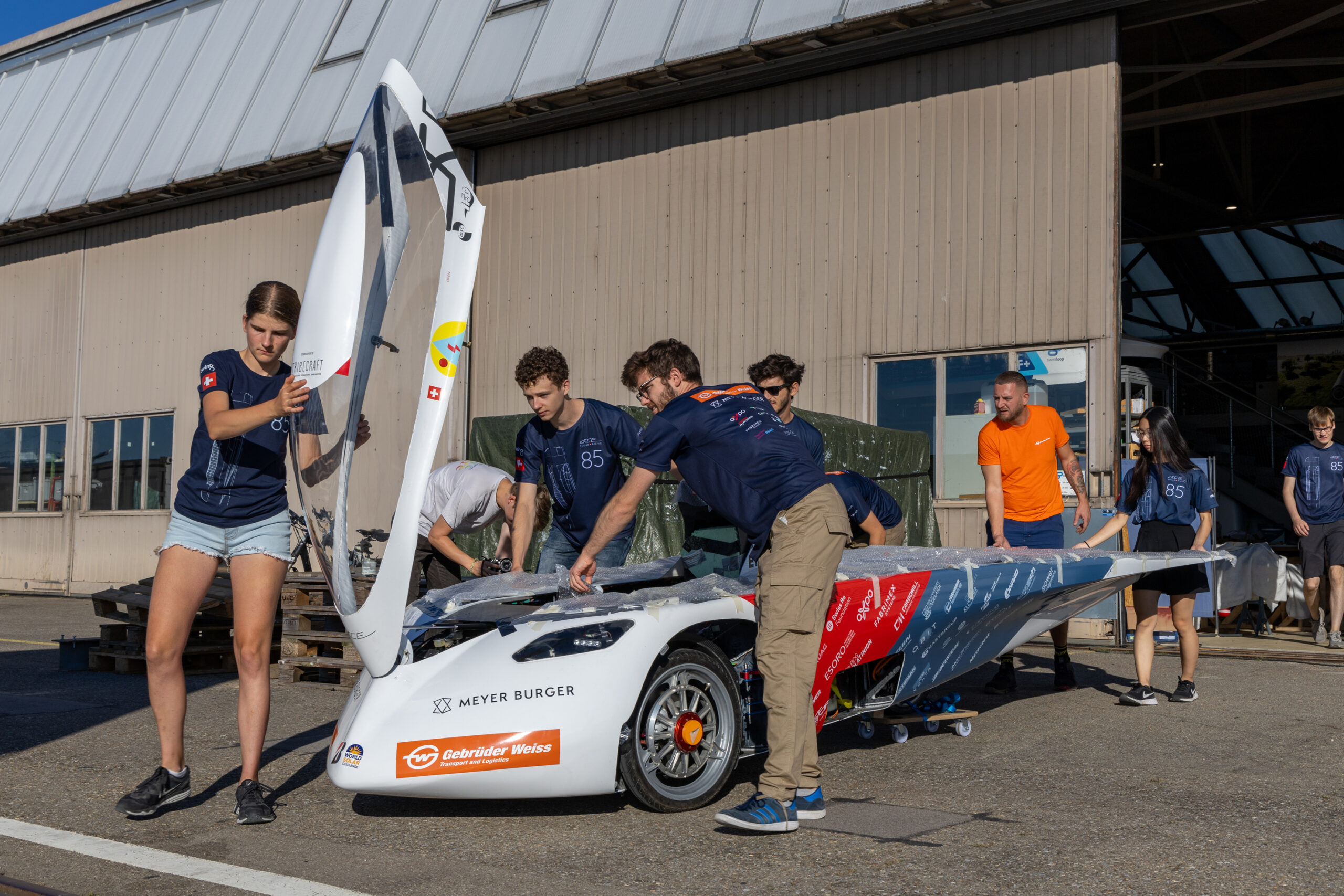Team aCentauri’s innovative solar car