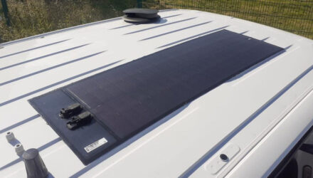 Roof-top solar panel to maintain the auxilary battery