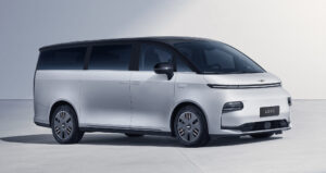 LEVC L380 MPV