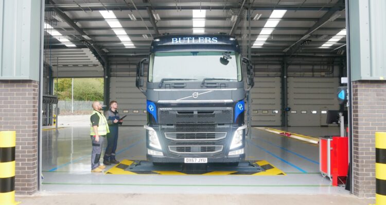 Brake testing usin TotalKare equipment at Hartshorne Motor Services