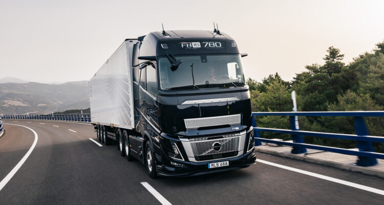 Volvo Trucks FH16
