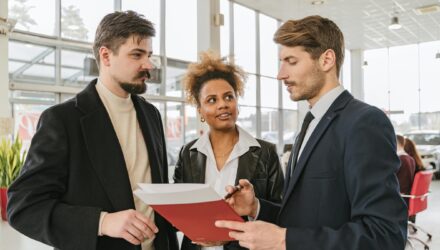 Customers taking out a vehicle leasing agreement