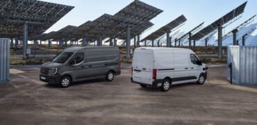 Nissan Interstar vans
