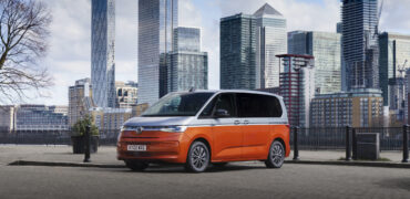 Volkswagen Multivan with a London background