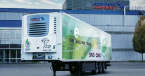 The S.KOe COOL is equipped with the fully electric S.CU ep85 cooling unit, a battery system and an electric generator axle, enabling 100 per cent emissions-free operation.