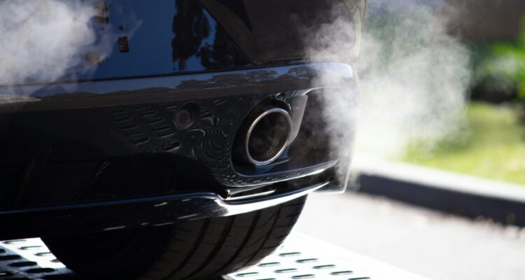 Vehicle exhaust