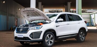Changan vehicle powered by Intelligent Energy fuel cell