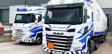 JJX Logistics trucks