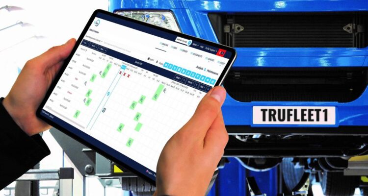 Manager using TruTac's TruFleet application