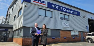 Matt Lawrenson, MD Motus Commercials and Lucy Line, Deputy MD Novuna Vehicle Solutions