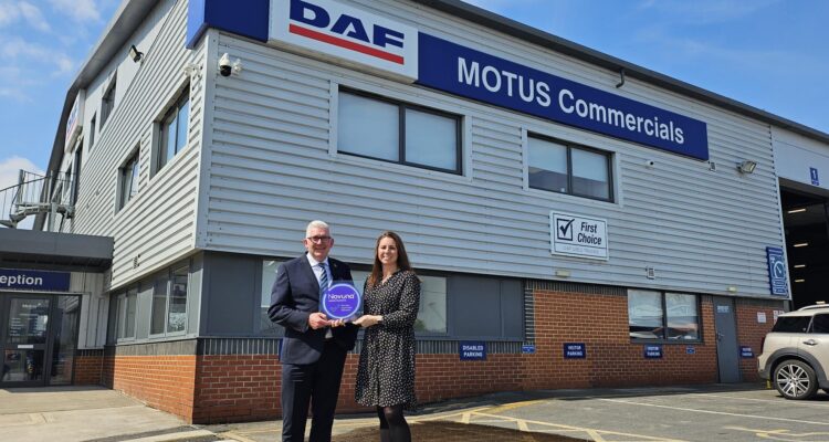 Matt Lawrenson, MD Motus Commercials and Lucy Line, Deputy MD Novuna Vehicle Solutions