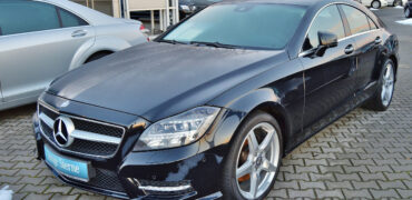 Black Mercedes-Benz car