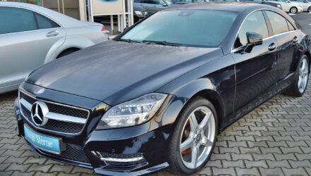 Black Mercedes-Benz car