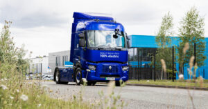 Renault Trucks celebrate the arrival if the E-Tech T tractor