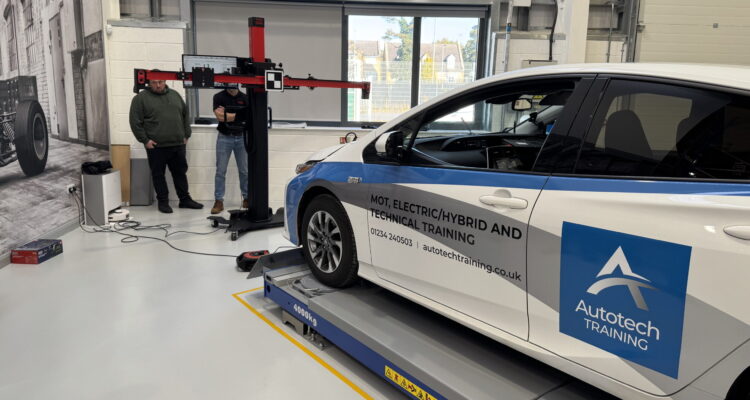 Autotech Training’s cohort of skilled trainers will travel to AAG venues to deliver a range of training courses.