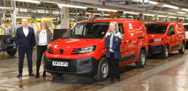 Royal Mail boosts electric vehicle fleet with PEUGEOT