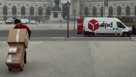 dpd driver making a delivery
