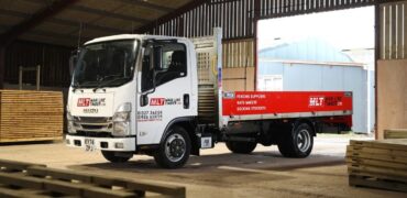 Timber merchant, Main Line Timber, has taken delivery of a new 3.5-tonne Isuzu N35.125 Grafter