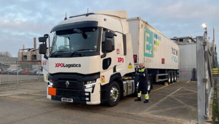 First hydrogen tube trailer delivery at MAHLE Powertrain’s Northampton site