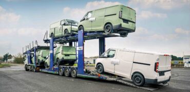 First batch of Farizon SV vans land in UK