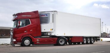 10% diesel cost-saving for Rob Gibbons Transport with new reefer from Schmitz Cargobull