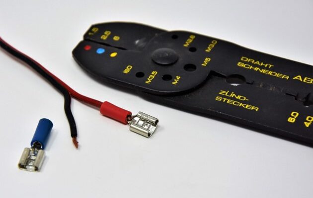 Crimping Tools for Fleet Technicians